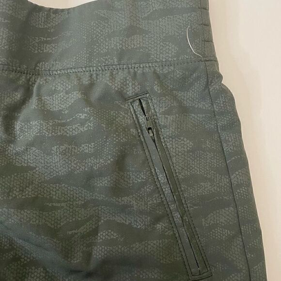 NEW! Orvis| Small | Embossed| Small | Skort - Picture 13 of 16